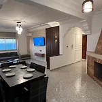 Spacious Apartment Beachfront City Center